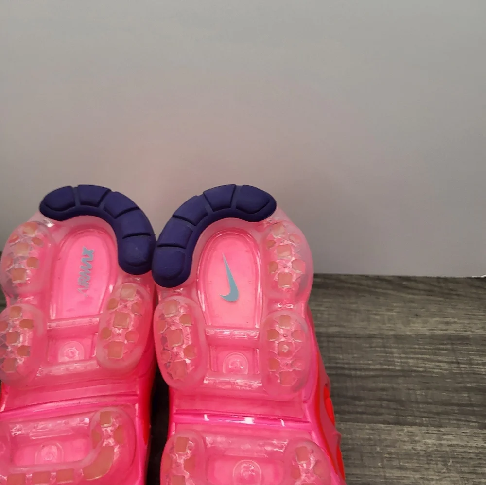 Nike Air VaporMax Plus Womens Size 12 Pink Blue Athletic Running Shoes Sneakers